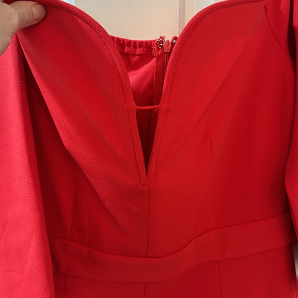 XTAREN RED JUMPSUIT Off-shoulder - Picture 9 of 10